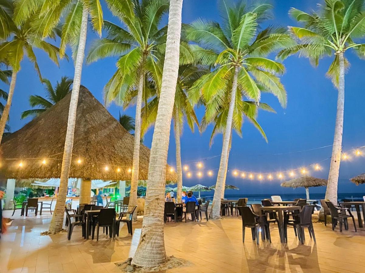 Hotel Tesoro Beach San Luis La Herradura Exteriör bild