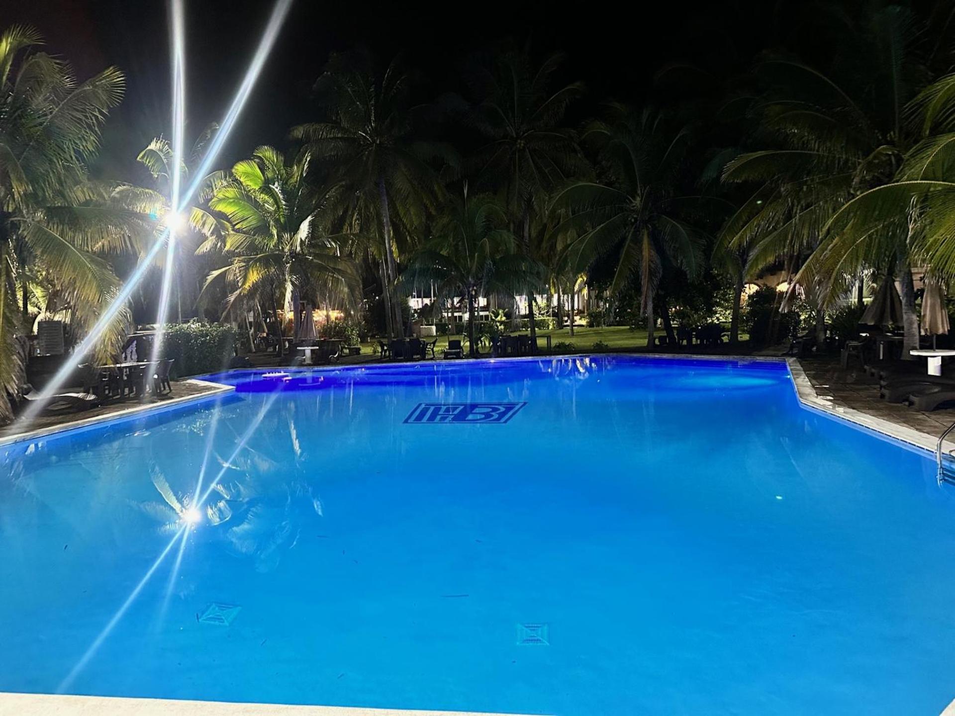 Hotel Tesoro Beach San Luis La Herradura Exteriör bild