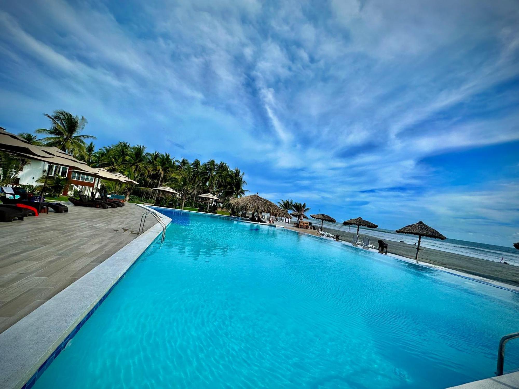 Hotel Tesoro Beach San Luis La Herradura Exteriör bild