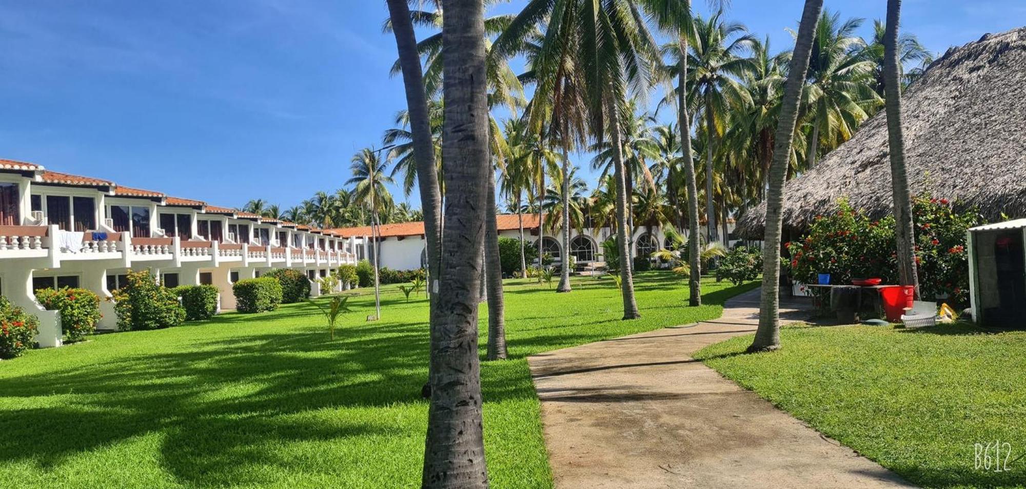 Hotel Tesoro Beach San Luis La Herradura Exteriör bild