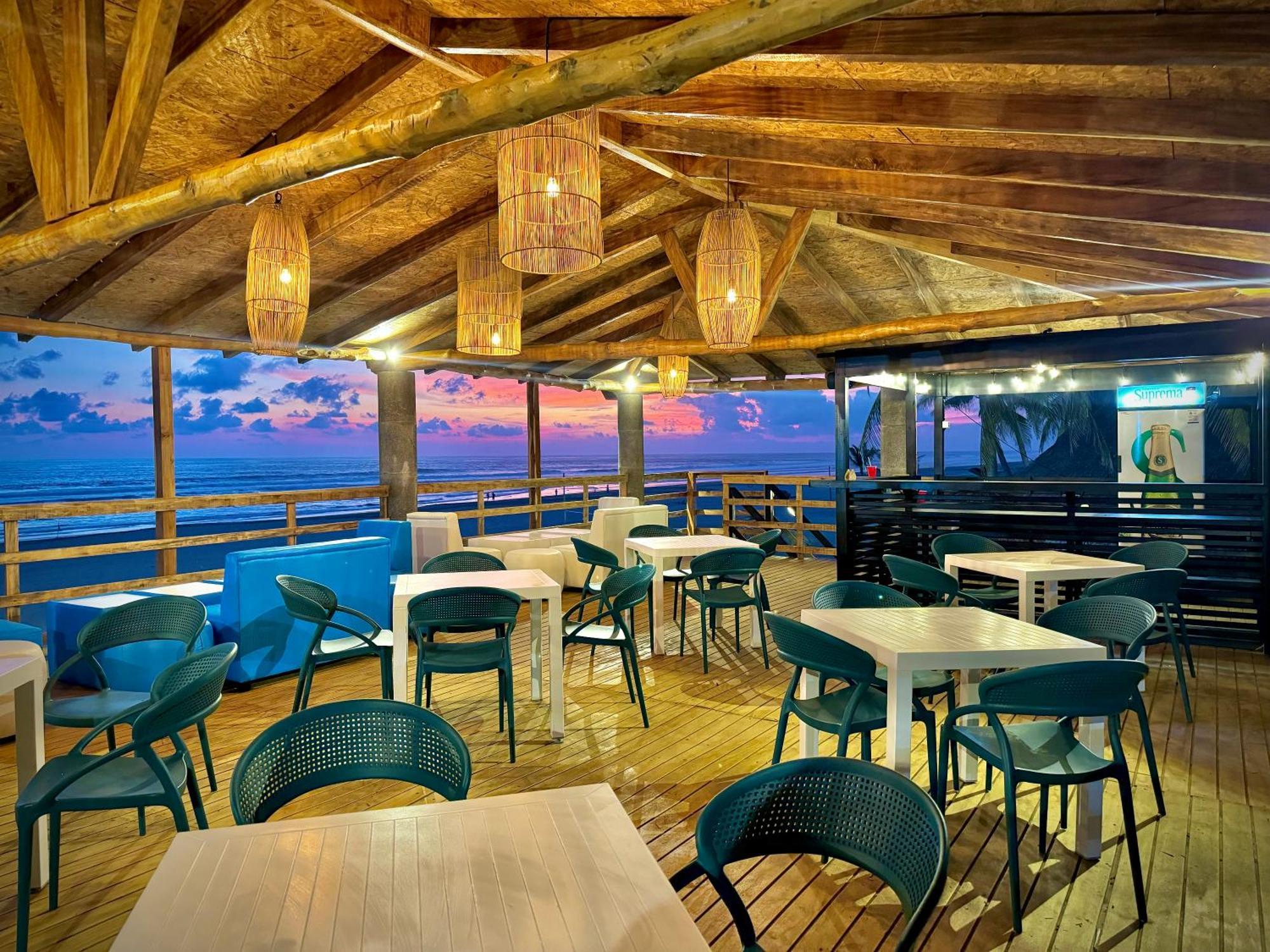 Hotel Tesoro Beach San Luis La Herradura Exteriör bild