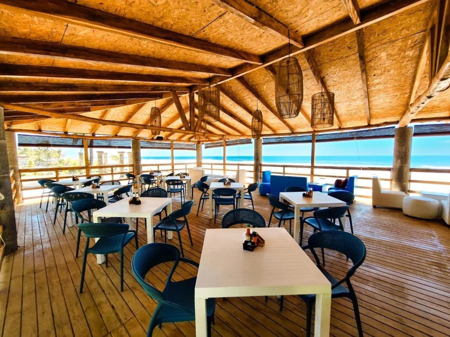 Hotel Tesoro Beach San Luis La Herradura Exteriör bild