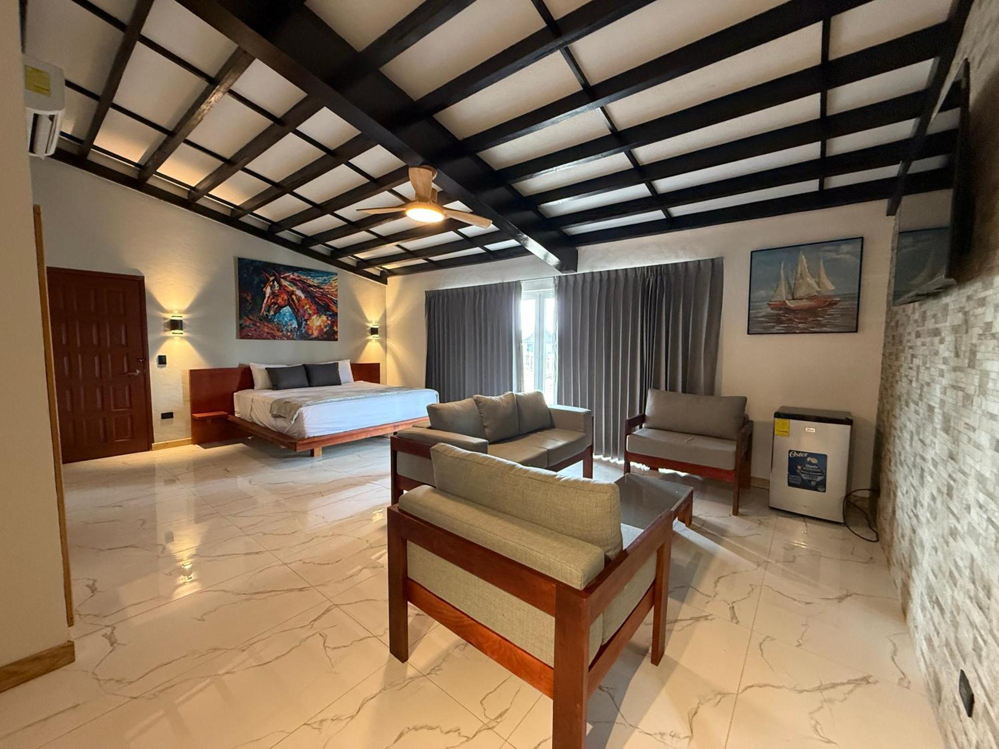 Hotel Tesoro Beach San Luis La Herradura Exteriör bild